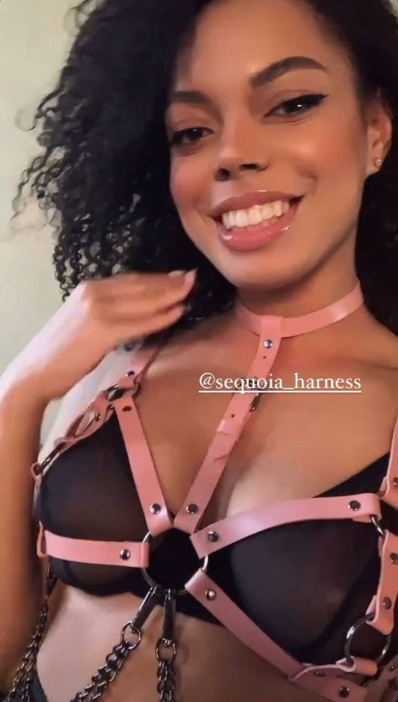 Аделіна Делі Аделіна Делі