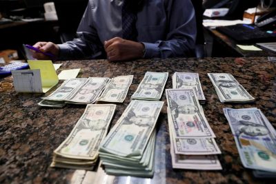 90 гривен за доллар: украинцев шокировали сценарием девальвации