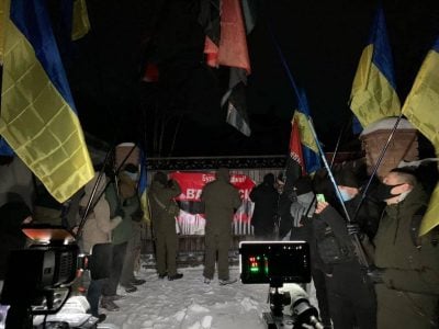 'Правий сектор' влаштував протест під будинком міністра Малюськи 'Правий сектор' влаштував протест під будинком міністра Малюськи