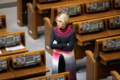 Нардеп нарвалася на критику через пост про платіжки за комуналку Нардеп нарвалася на критику через пост про платіжки за комуналку