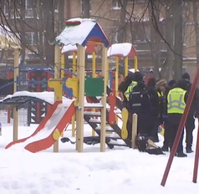 В столице в результате взрыва погиб мужчина по имени Виктор, который работал на радиорынке, выяснили журналисты