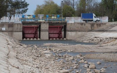 Крым вода
