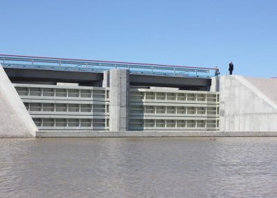 дамба  дамба