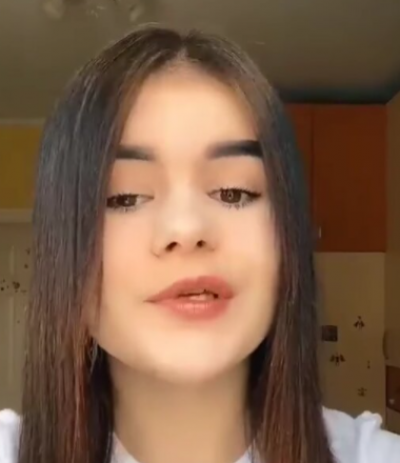 Стали известны имена родителей Леоненко