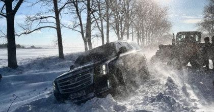 Украинские блогеры застряли в "снежной ловушке", ГСЧС отказалась помочь