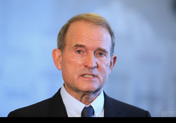 У Києві почали обшукувати будинок кума Путіна: нардеп назвав причину