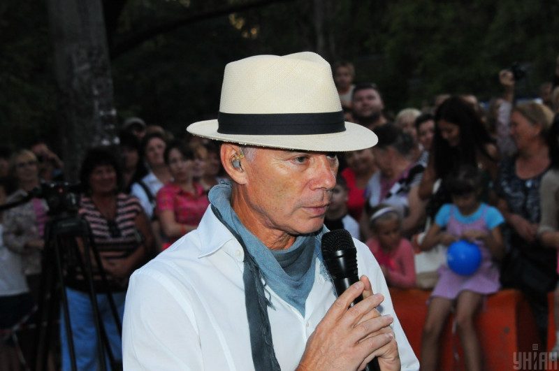 Известный российский певец "наехал" на Навального из-за ветерана и опростоволосился