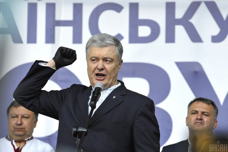 "Плівки Медведчука" ставлять Порошенка в незручне становище