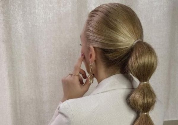 Модная прическа хвост 2021 Модная прическа хвост 2021