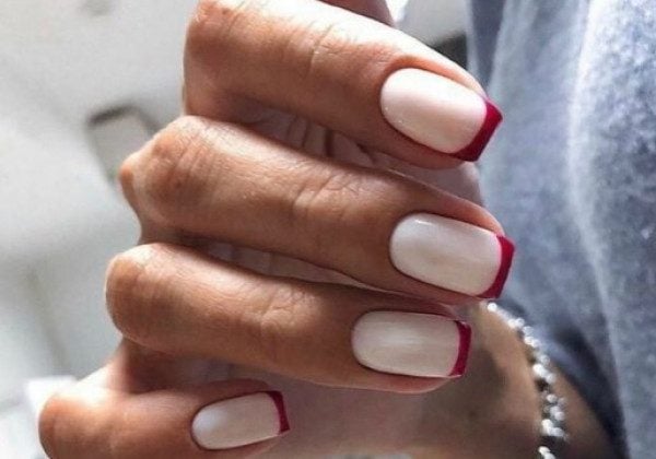 Модний весняний манікюр 2021