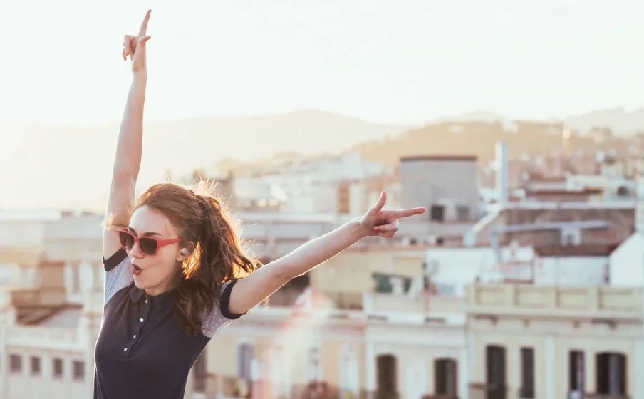 В Украине появились TWS-наушники JBL Live Free NC+ и Live Pro+