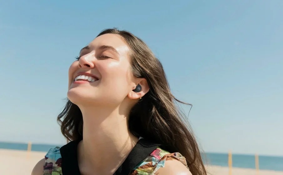 В Украине появились TWS-наушники JBL Live Free NC+ и Live Pro+