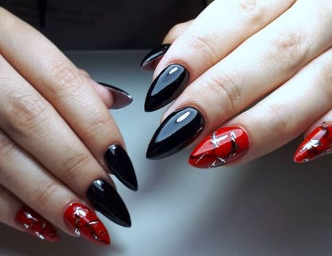 Чорний манікюр 2021 Чорний манікюр 2021