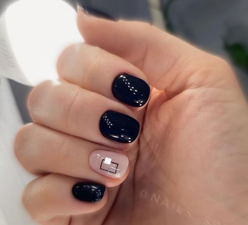 Чорний манікюр 2021 Чорний манікюр 2021