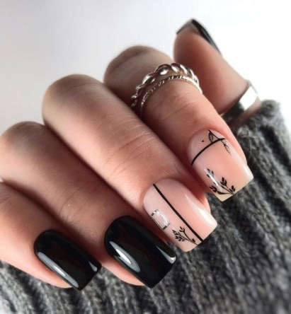 Чорний манікюр 2021 Чорний манікюр 2021