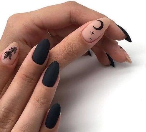 Чорний манікюр 2021 Чорний манікюр 2021