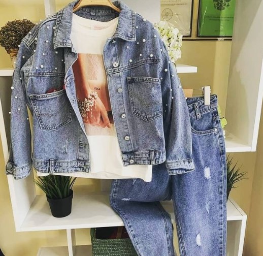Модні джинсові куртки 2021