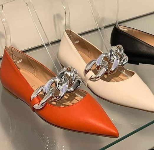 Модні жіночі туфлі на низькій ході 2021 Модні жіночі туфлі на низькій ході 2021