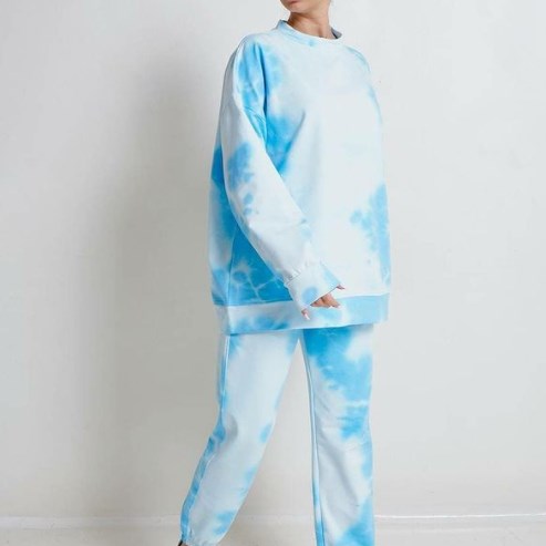 Жіночі спортивні костюми 2021