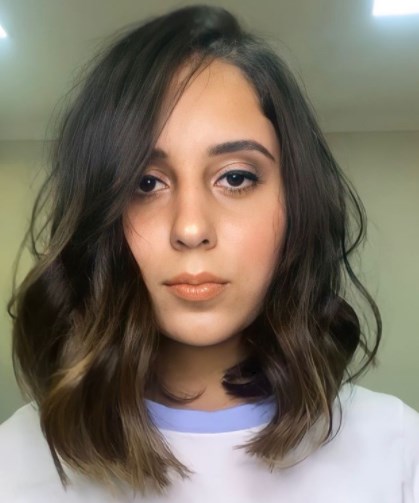 Стрижки на середнє волосся 2021 Стрижки на середнє волосся 2021