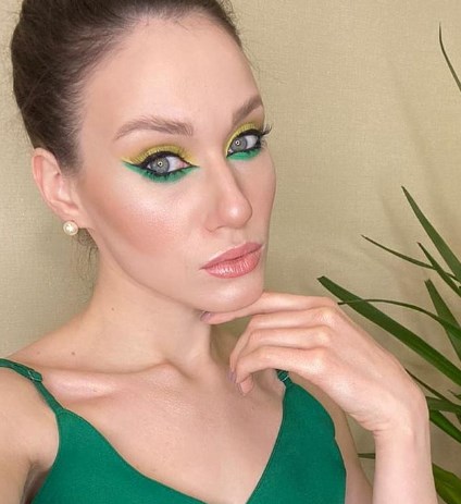 Что больше всего старит женщину: самые грубые ошибки