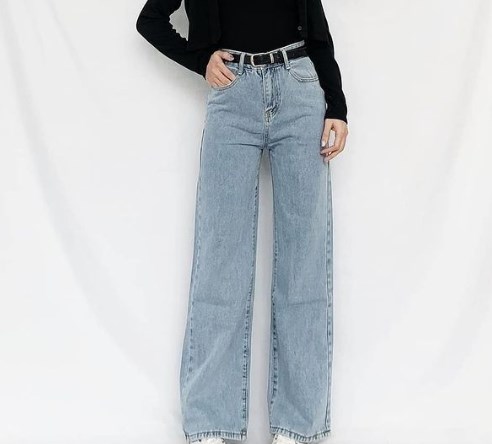 В моду вошли джинсы мом, слоучи и невероятные бойфренды