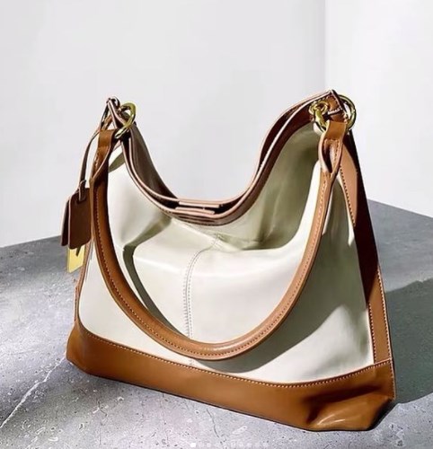 В моду вошли необыкновенные большие сумки, в которых поместится все В моду вошли необыкновенные большие сумки, в которых поместится все