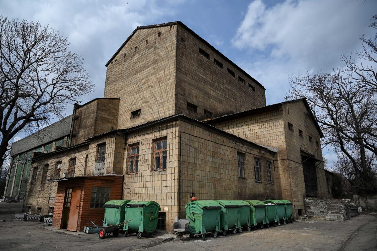 Мітинг проти будівництва нового вузу в Маріуполі зібрав прихильників ОПЗЖ - кореспондент Мітинг проти будівництва нового вузу в Маріуполі зібрав прихильників ОПЗЖ - кореспондент