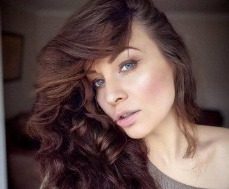 Цвет волос способен на чудеса / Instagram Цвет волос способен на чудеса / Instagram