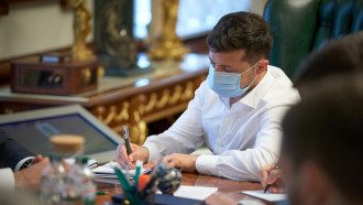 Ковид-паспорта в Украине намерен внедрить Зеленский Ковид-паспорта в Украине намерен внедрить Зеленский