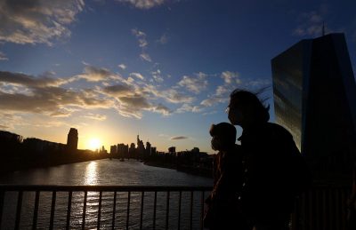 Гороскоп всіх знаків Зодіаку на сьогодні: яскрава подія та витратний успіх