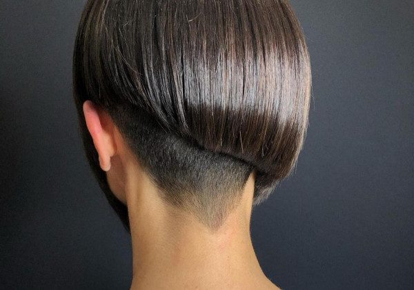 Каре на ніжці – ідеальна жіноча стрижка після 40, яка омолоджує