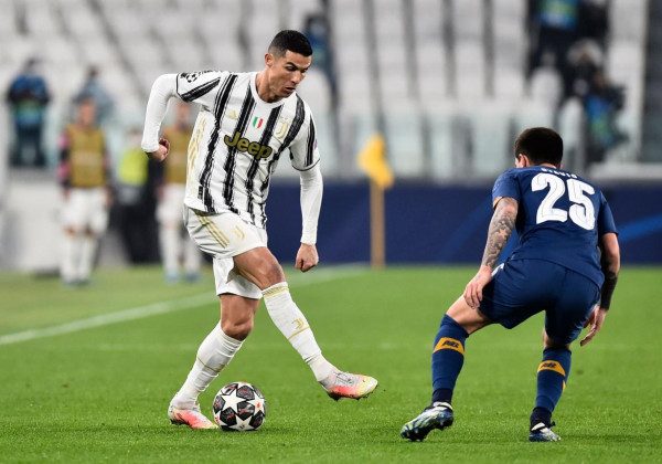 Ліга Чемпіонів: Боруссія Д пройшла Севілью, а Порту вибив Ювентус