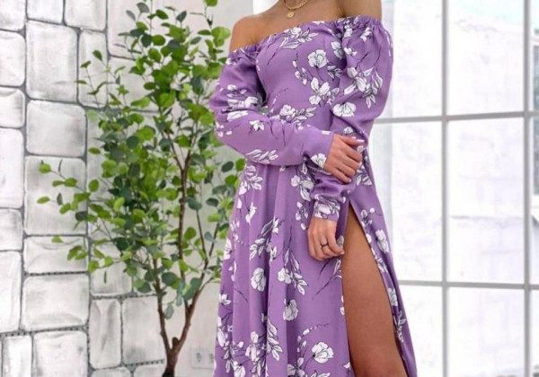 У моду повернулися чуттєві довгі сукні з 90-х