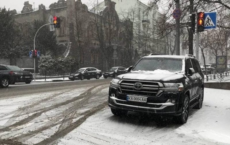 Полиция оштрафовала Арахамию за нарушение ПДД