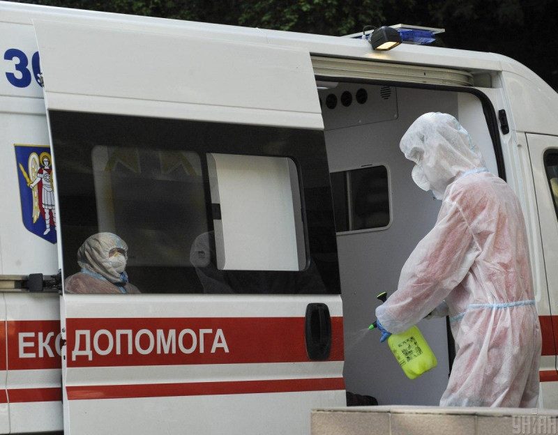 В массовом недоверии украинцев к эпидемии власть должна винить себя