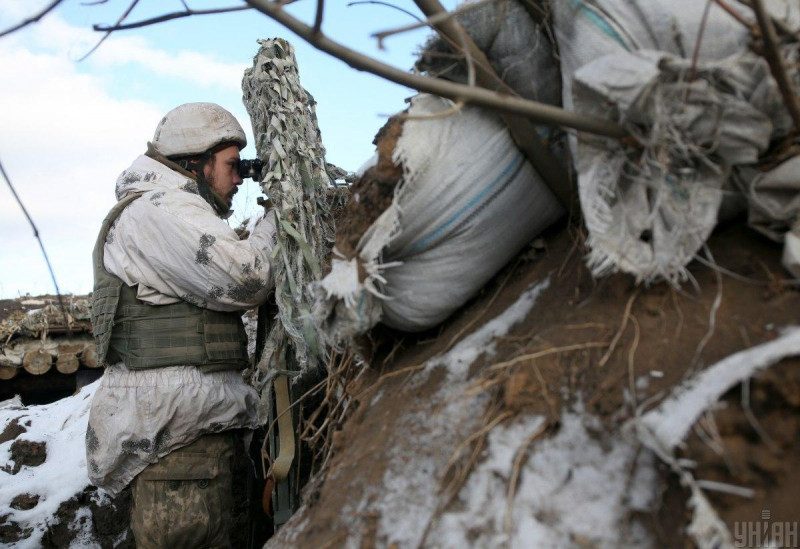 На Донбассе обострение, погибли украинские военнослужащие