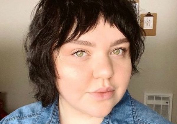 Короткие стрижки для круглого лица 2021