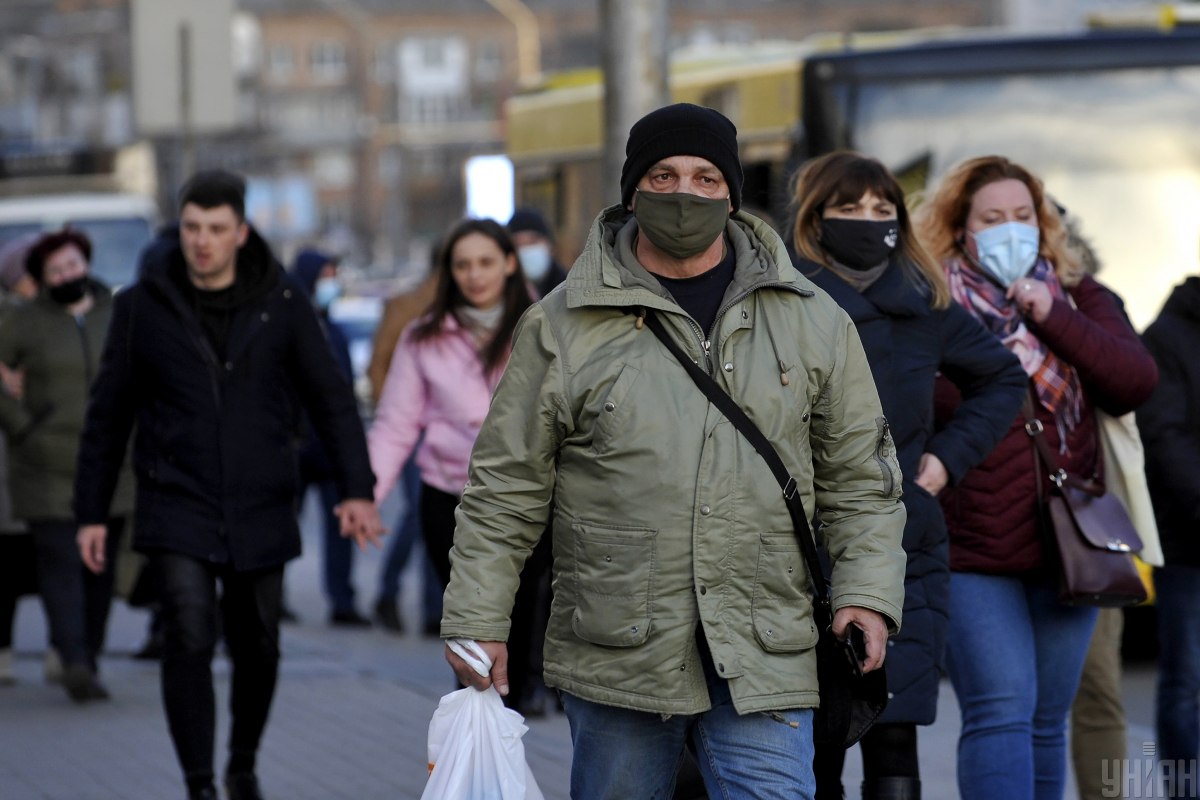 Украинцы оценили эффективность борьбы власти с коронавирусом - опрос