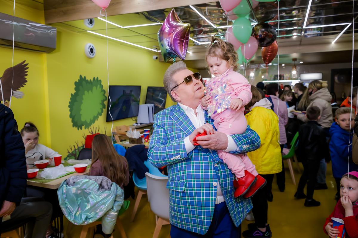 Михайло Поплавський дав старт українському Діснейленду Михайло Поплавський дав старт українському Діснейленду