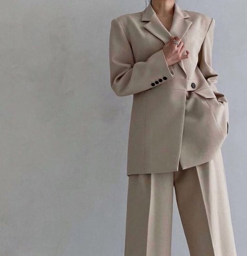 Жіночі штанні костюми 2021