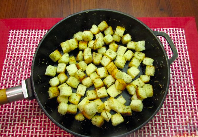 Неймовірно смачний гарбузовий крем суп: покроковий рецепт Неймовірно смачний гарбузовий крем суп: покроковий рецепт