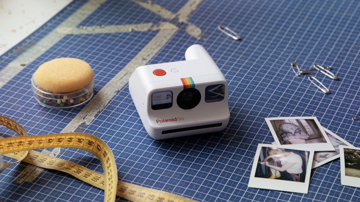 Встречайте Polaroid Go – карманная камера для любителей мгновенной съёмки