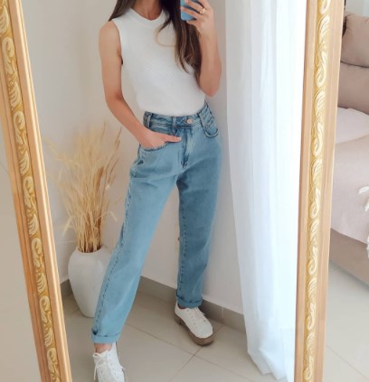 Джинси для жінок після 40 років