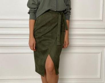 Какие юбки идеальны для женщин после 40 лет, а какие лучше не носить