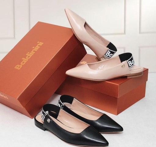 Модне жіноче взуття весна-літо 2021 Модне жіноче взуття весна-літо 2021