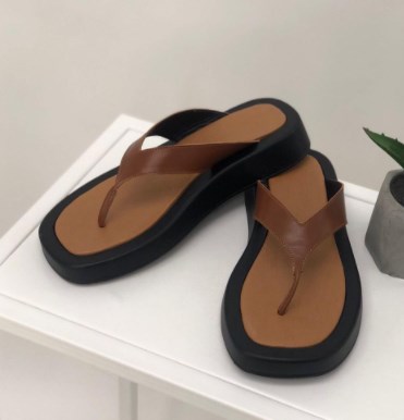 Модне жіноче взуття весна-літо 2021 Модне жіноче взуття весна-літо 2021