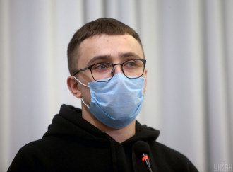 Отца активиста обвинили в нападении на женщину-контролера