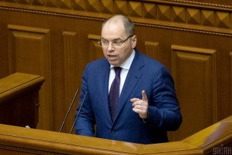 Глава МОЗ у Раді отримав похоронну квітку Глава МОЗ у Раді отримав похоронну квітку