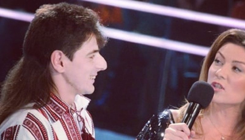 "А он разве не в тюрьме за педофилию?": участник Х-Фактора попался с поличным на мошенничестве